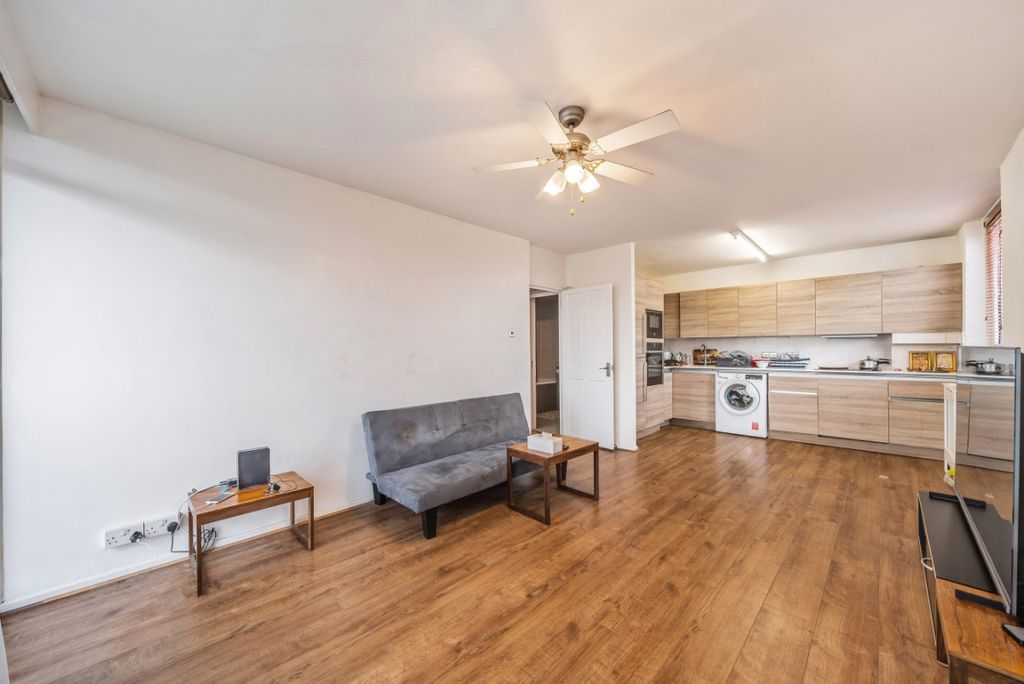 Property photo 2 of 6 1059858 (2)