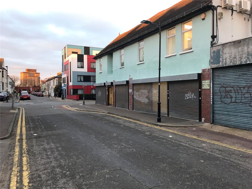 Property photo 2 of 15 Picture No. 06