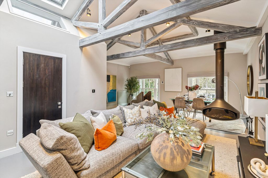 Additional image 30 of 8 bed terraced house to rentCheyne Walk & Cheyne Mews, London SW3