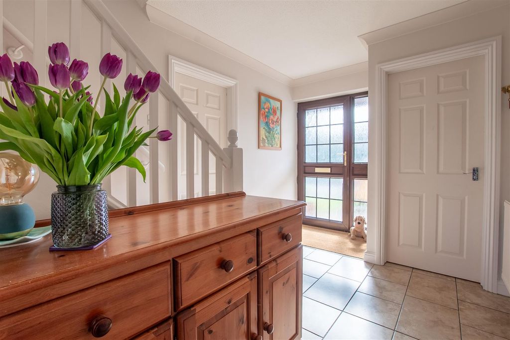 Property photo 2 of 20 Dsc_4459-Hdr.Jpg