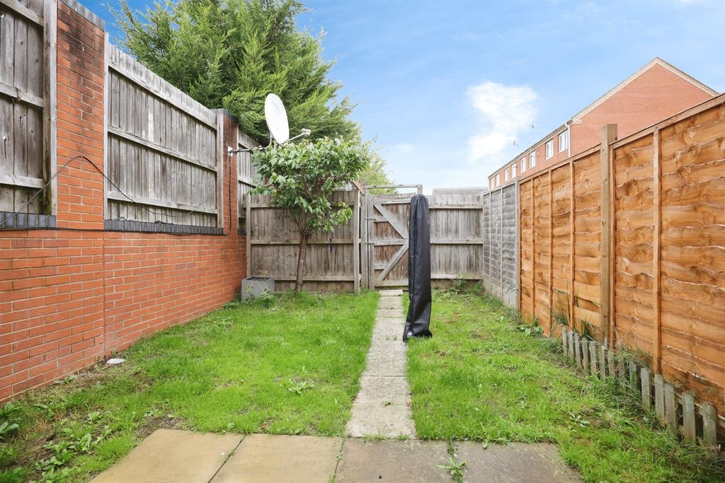 Property photo 3 of 17