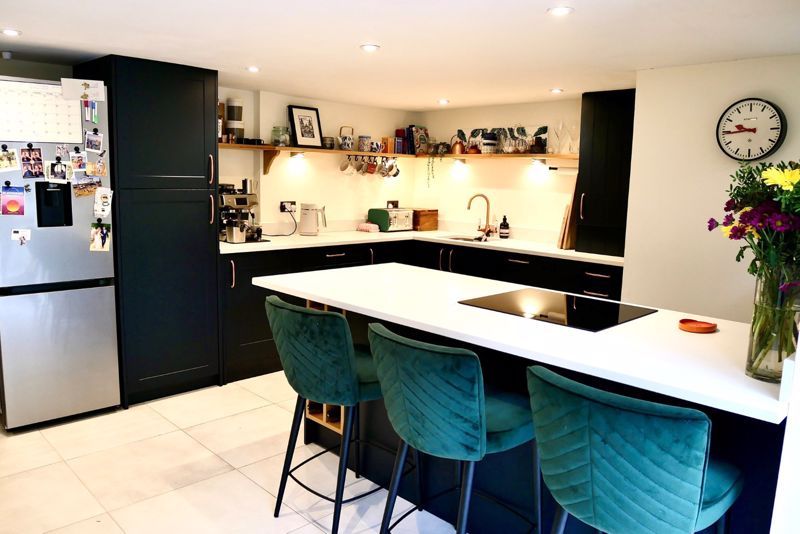 Property photo 2 of 17 Kitchen/Dining Room