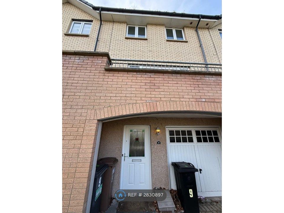 Property photo 3 of 24