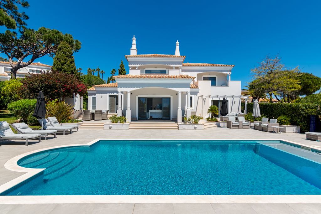 Property photo 2 of 29