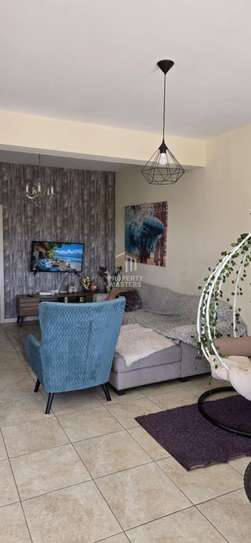 Property photo 3 of 21