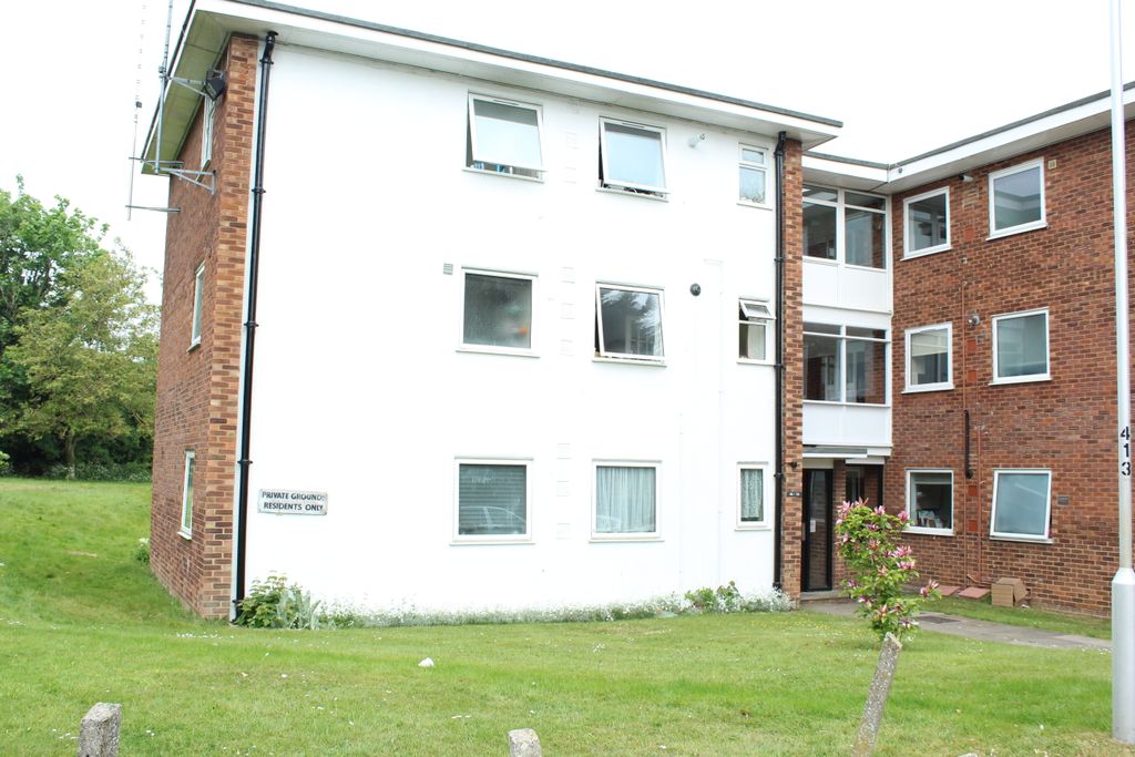 Property photo 3 of 8