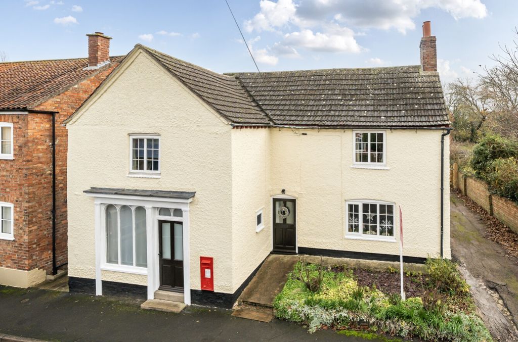 Property photo 1 of 23 1389077-1-693c579F90200