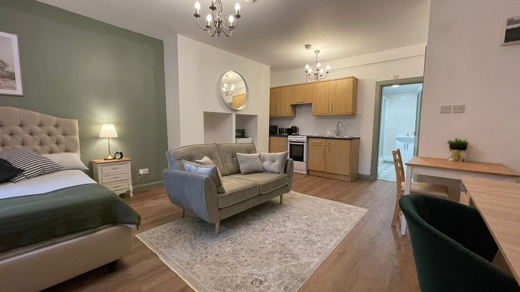 Property photo 1 of 13 A Spacious And Stylish Large Modern Living Room Fe...