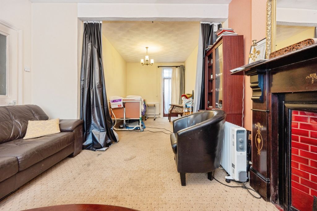 Property photo 3 of 16