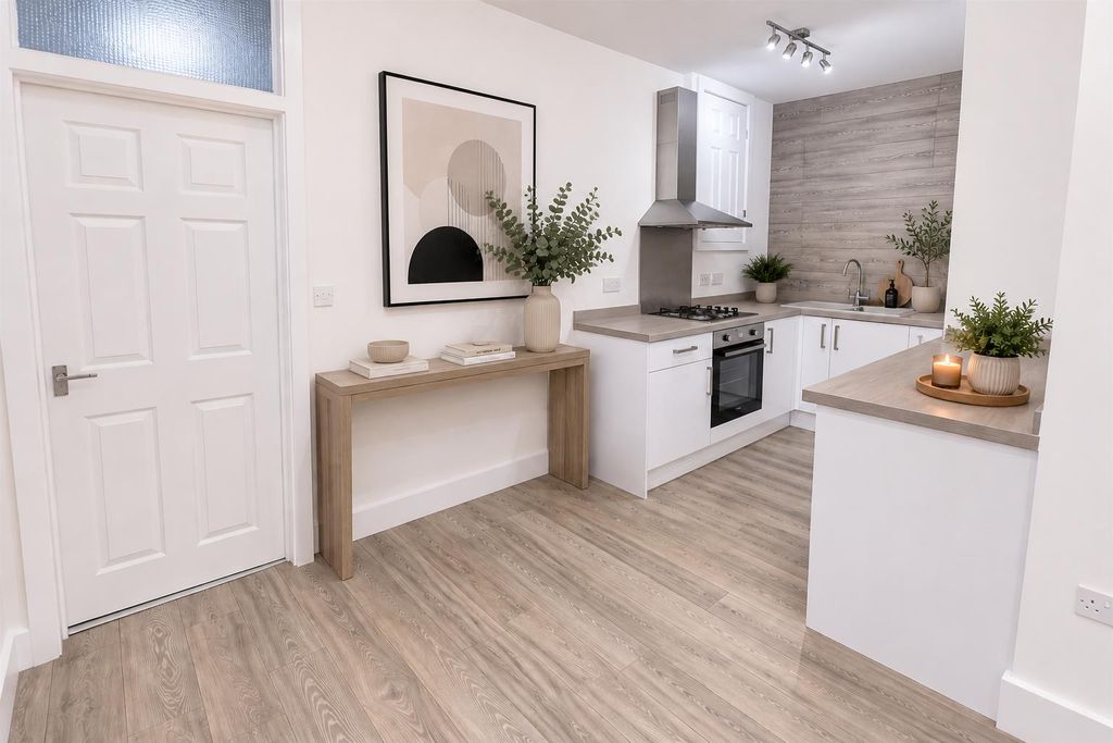 Property photo 3 of 8 Kitchen.Png