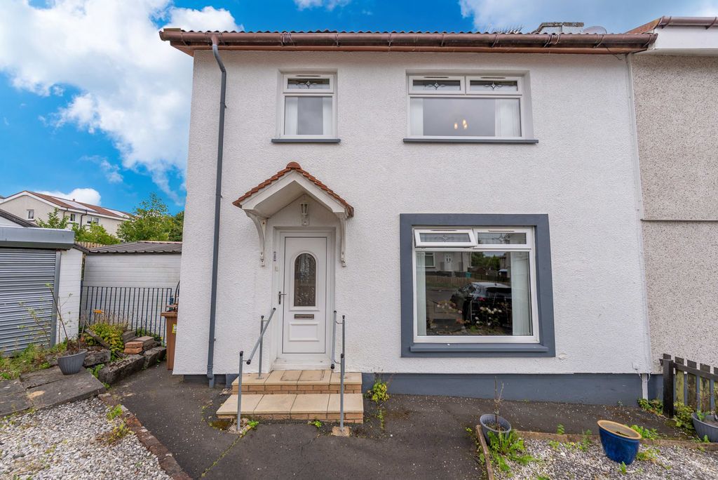 Property photo 1 of 21 3 Bedroom Semi Detached For Sale