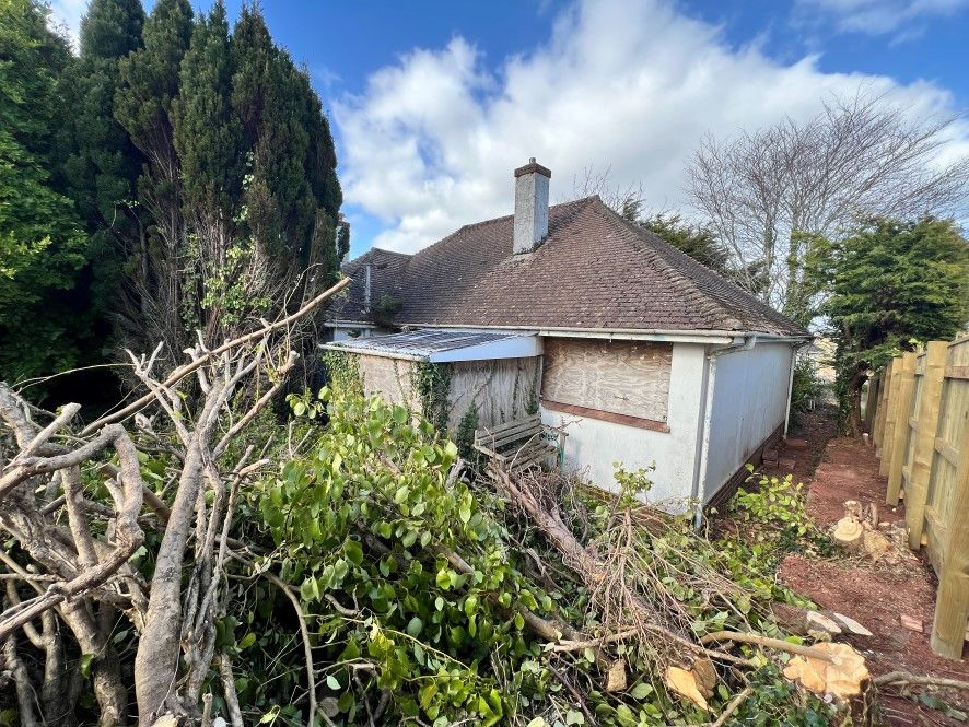 Property photo 1 of 5