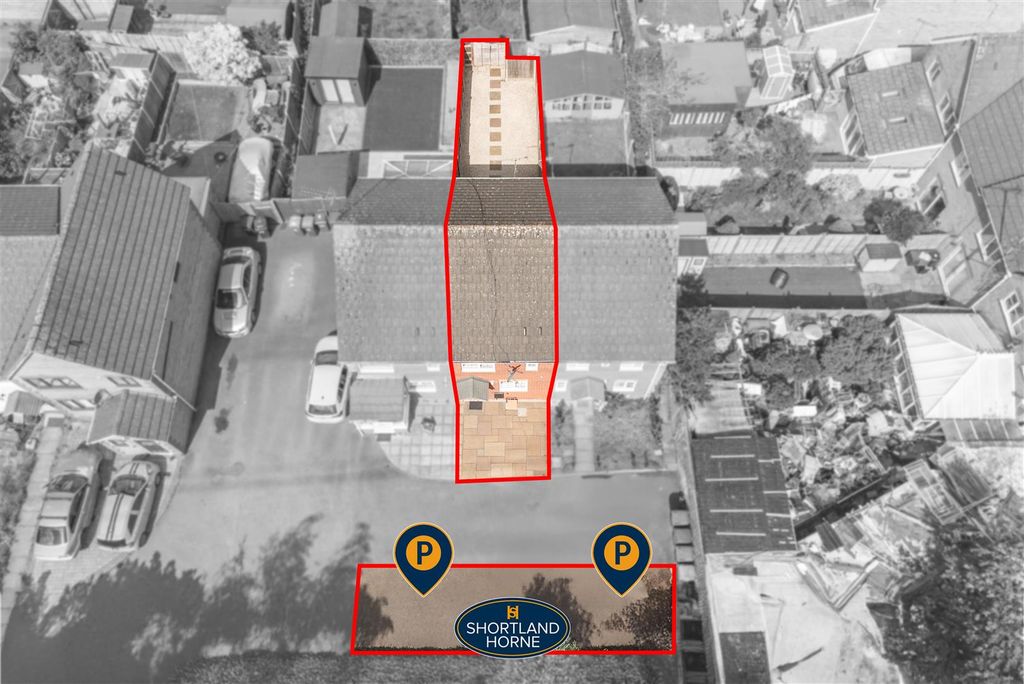 Property photo 2 of 16 Boundary