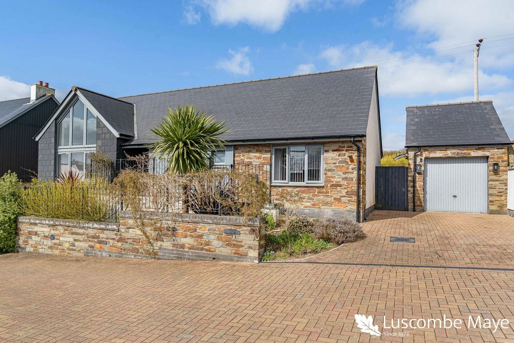 Property photo 1 of 25