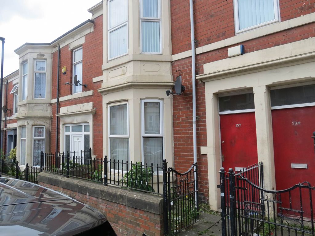 Property photo 1 of 1