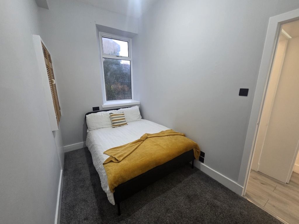 Property photo 3 of 8 Photo 3