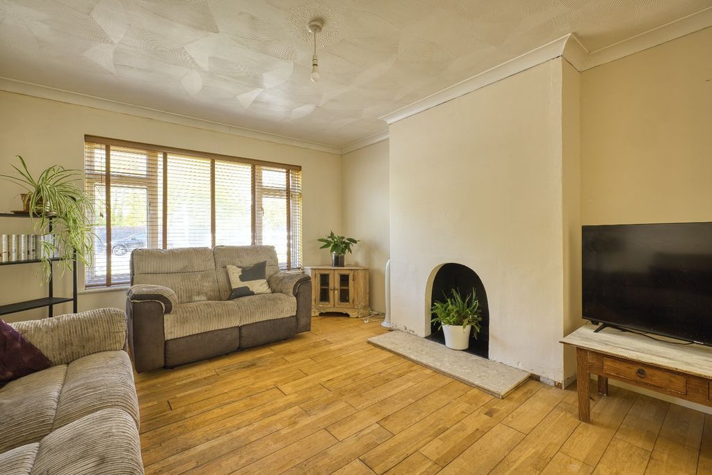 Additional image 5 of 4 bed semi-detached house for saleDumpton Park Drive, Ramsgate CT11