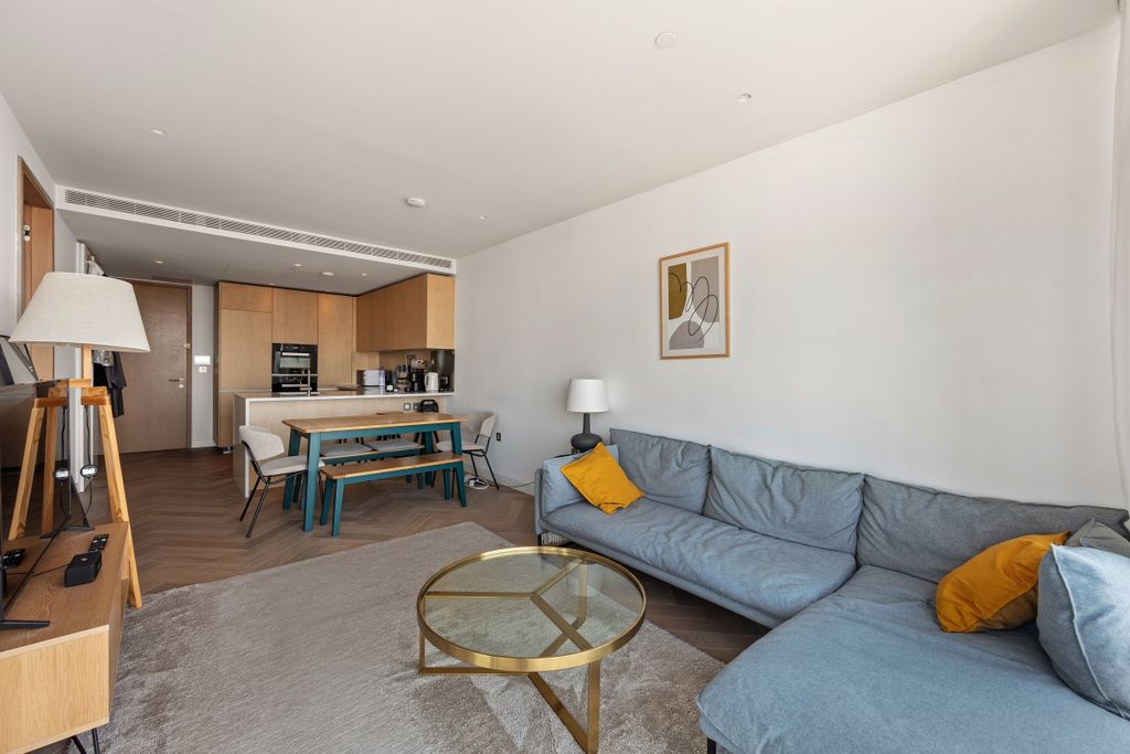 Property photo 2 of 13 094A8995