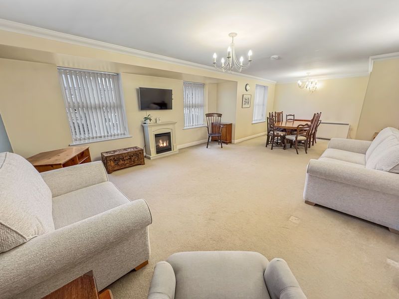 Property photo 2 of 16 Photo 14