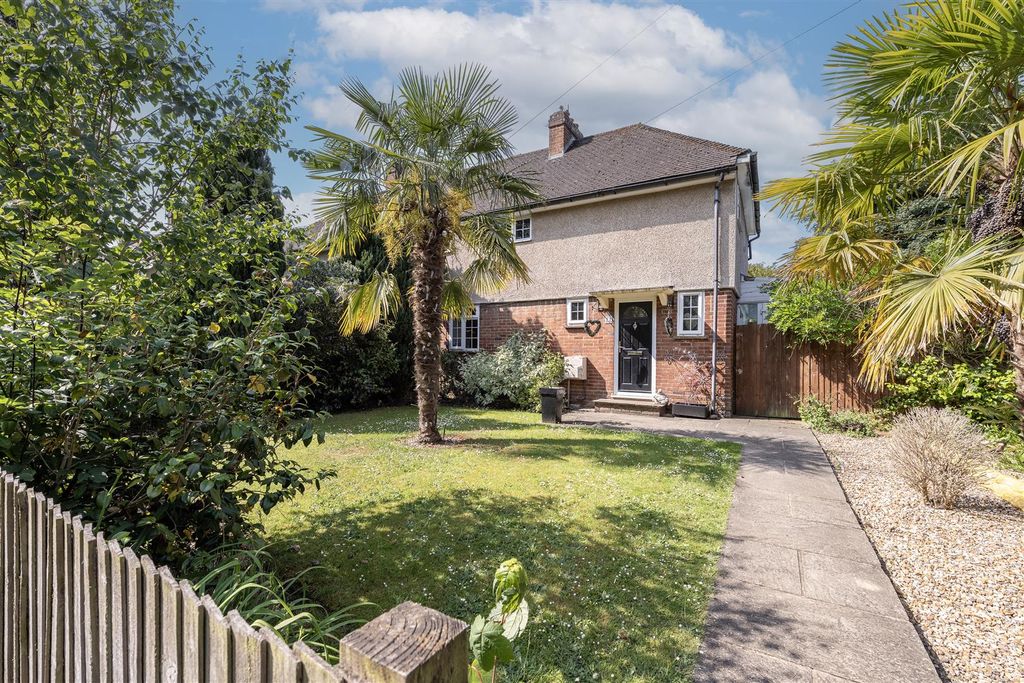 Property photo 1 of 12 22-Broomfield-Road-01.Jpg