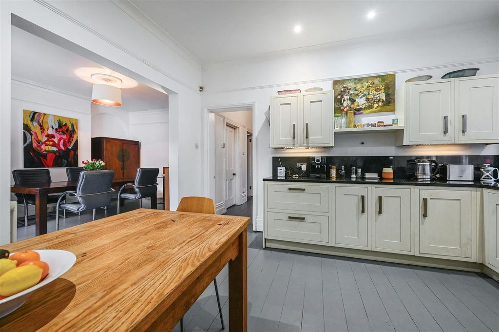 Property photo 3 of 28 66 Lower Park Road (9).Jpg