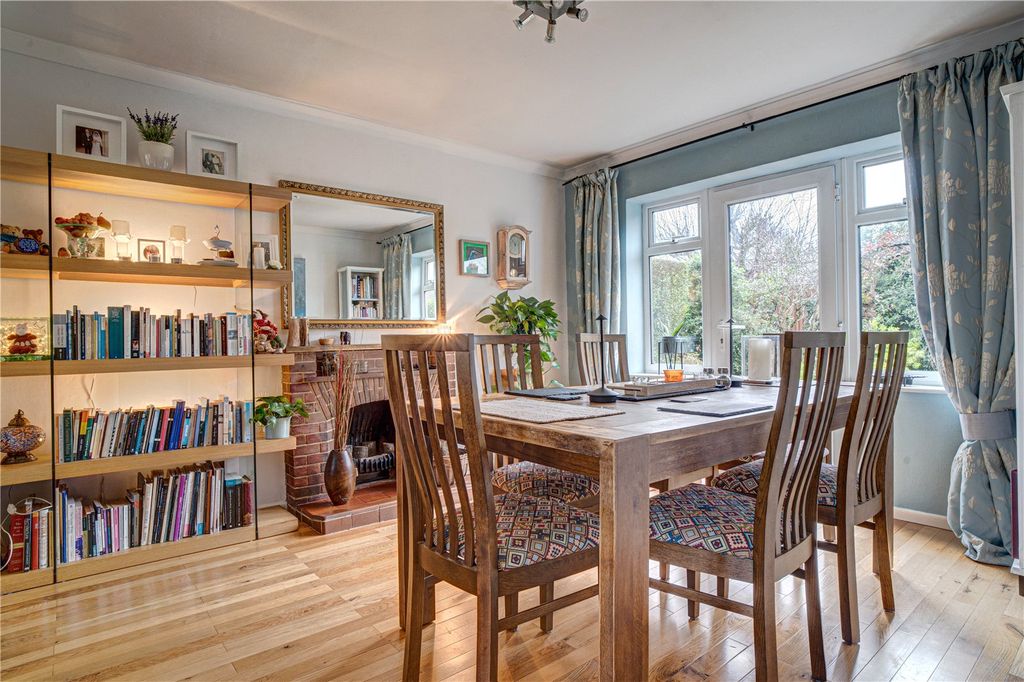 Property photo 2 of 14 Picture No. 02