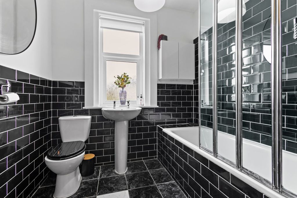 Additional image 15 of 2 bed flat for saleNew Mill Road, Kilmarnock KA1