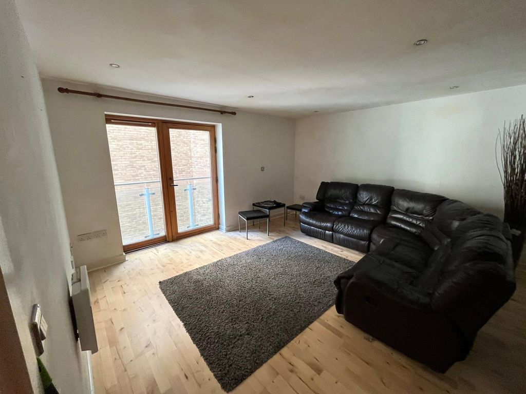 Property photo 2 of 7 Picture No. 06