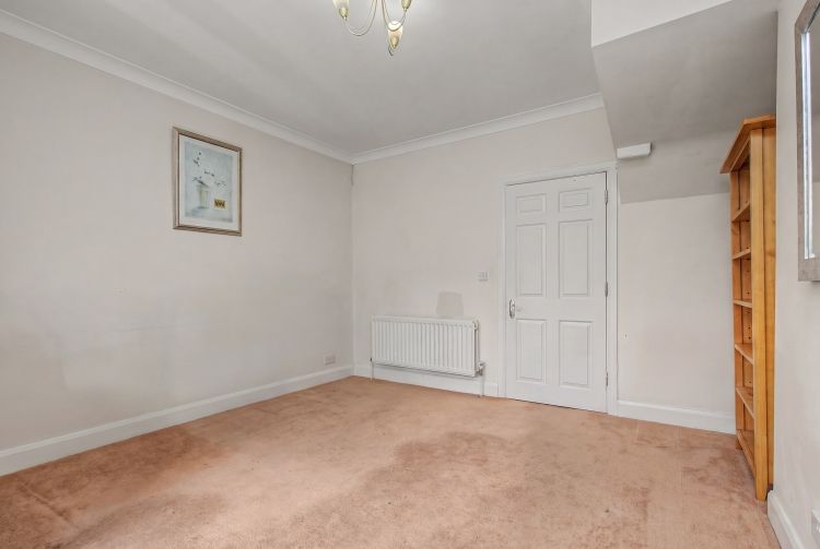 Property photo 3 of 8 335891
