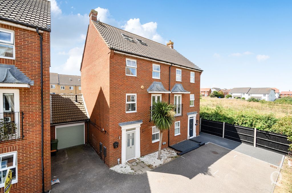 Property photo 1 of 31 1A81Adb5-F564-4Db...