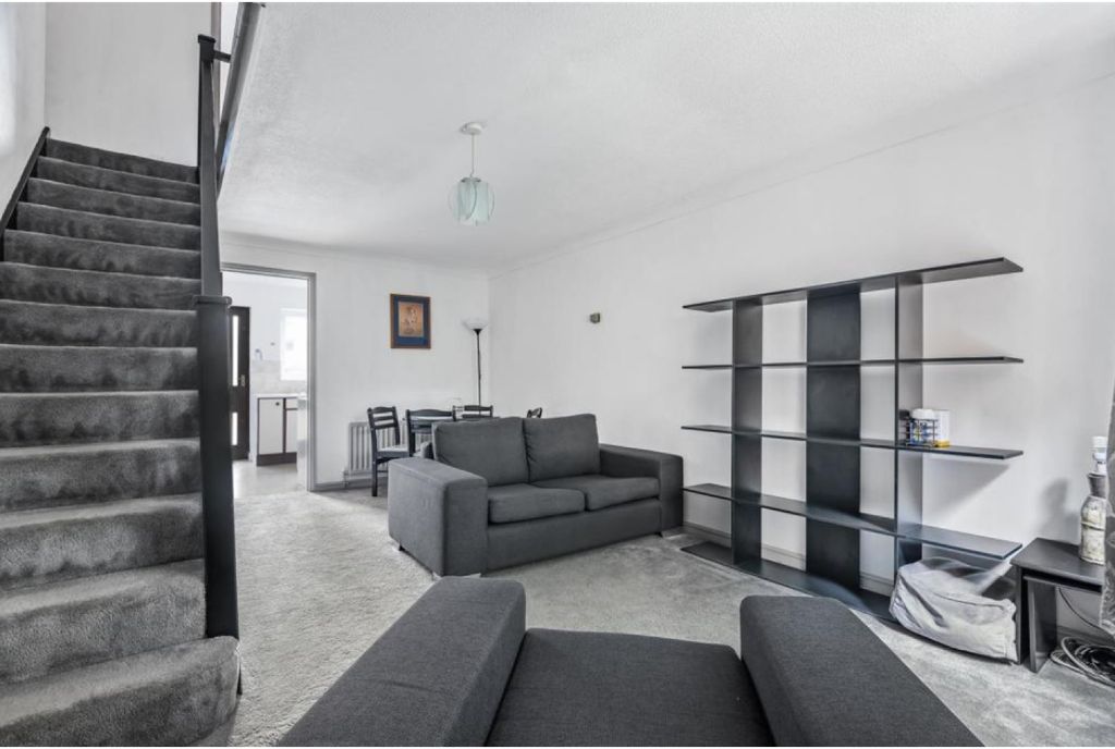 Property photo 2 of 23 Picture No. 06