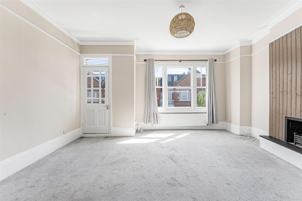 Property photo 2 of 11 1.Jpg