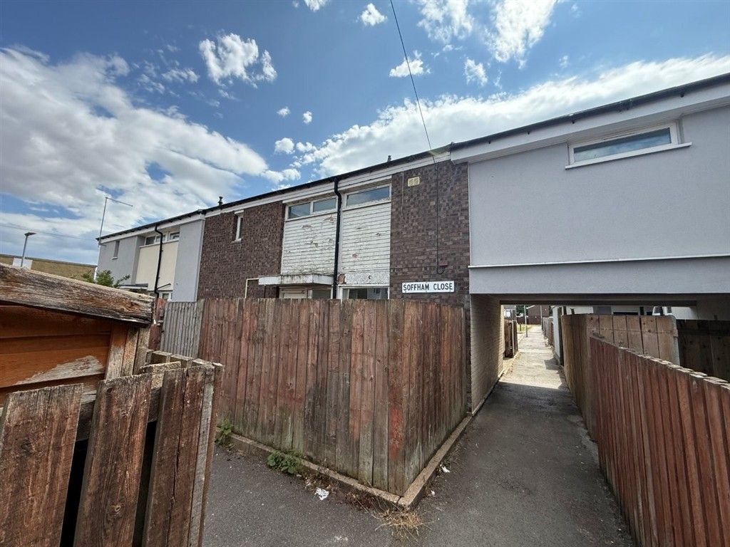 Property photo 1 of 9