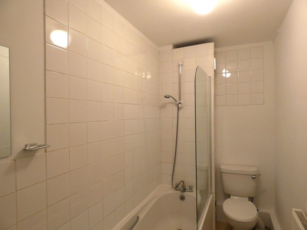 Property photo 3 of 3 Picture 3