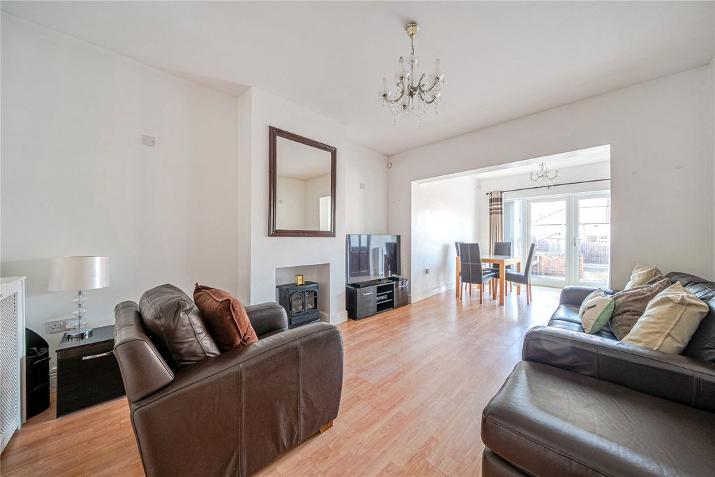 Property photo 2 of 15 Picture No. 05