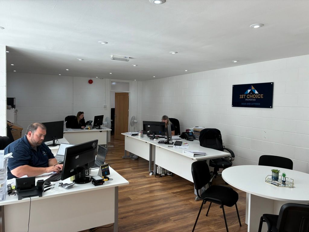 Property photo 2 of 8 Photo 2