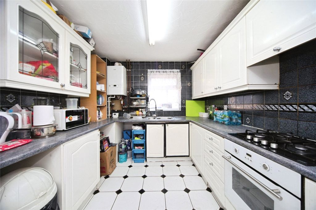 Property photo 3 of 13 Picture No. 15