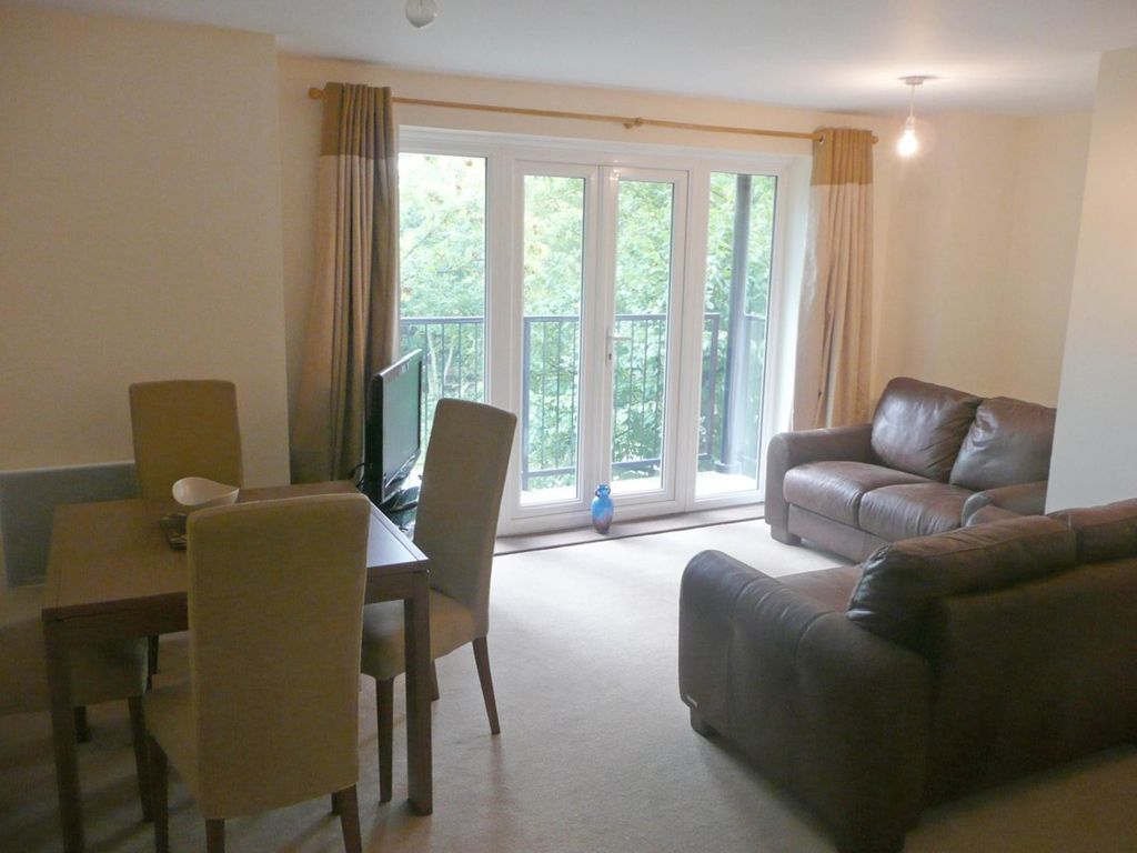 Property photo 2 of 4 Living Room