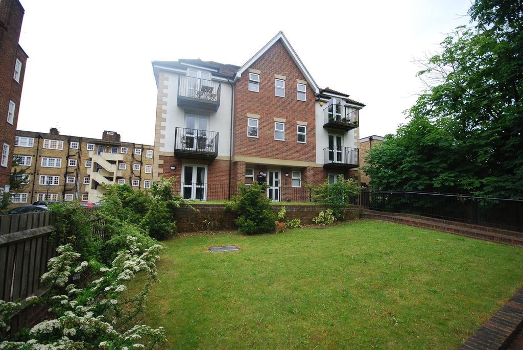 Property photo 1 of 6