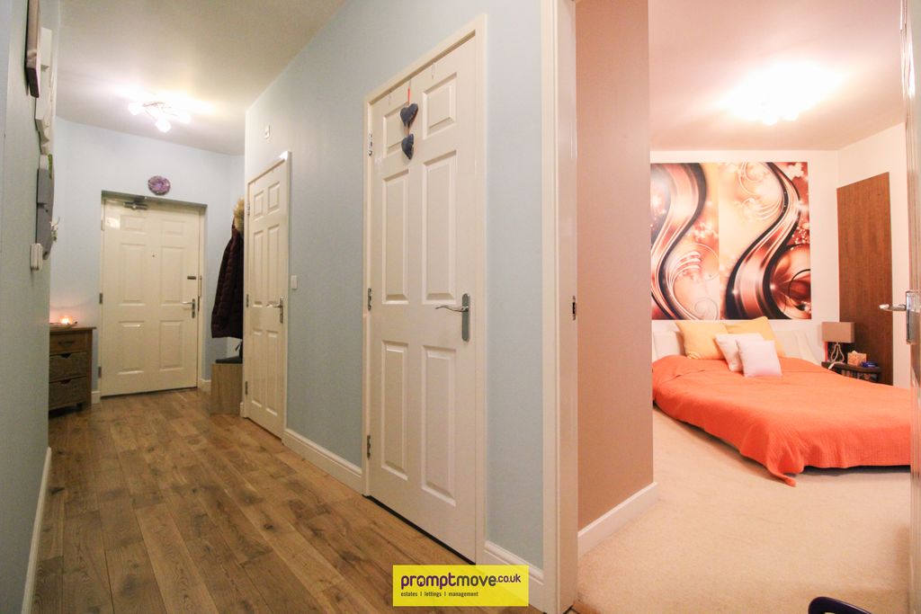 Property photo 2 of 14 Na