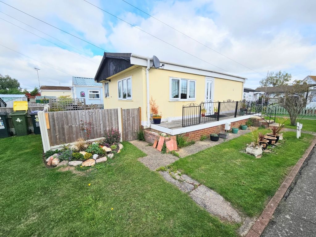 Property photo 1 of 13 4588870