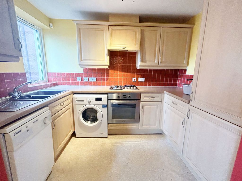 Property photo 3 of 9