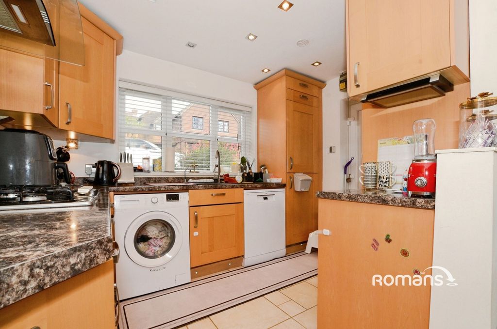 Property photo 2 of 16 Pbox-Img.Jpg