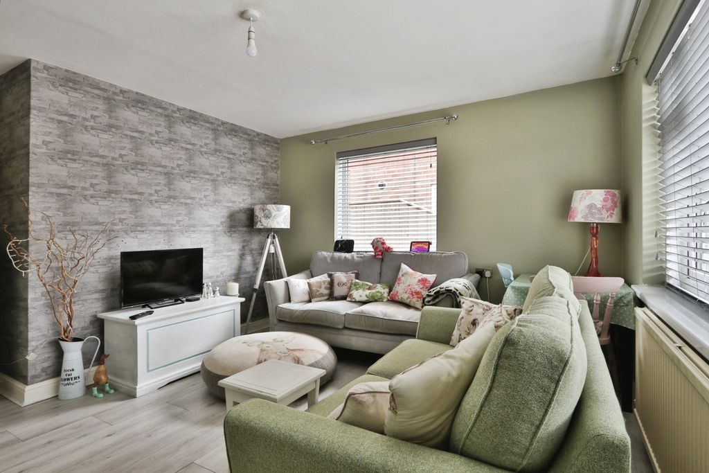 Property photo 1 of 11 3951450