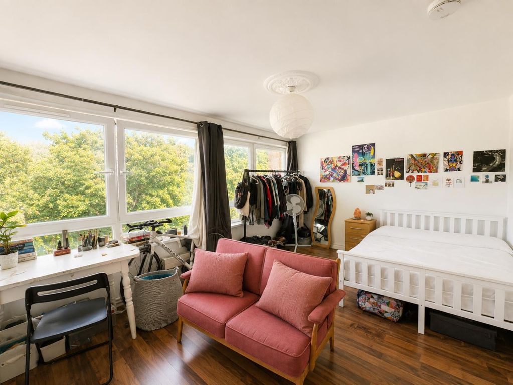 Property photo 1 of 5 1