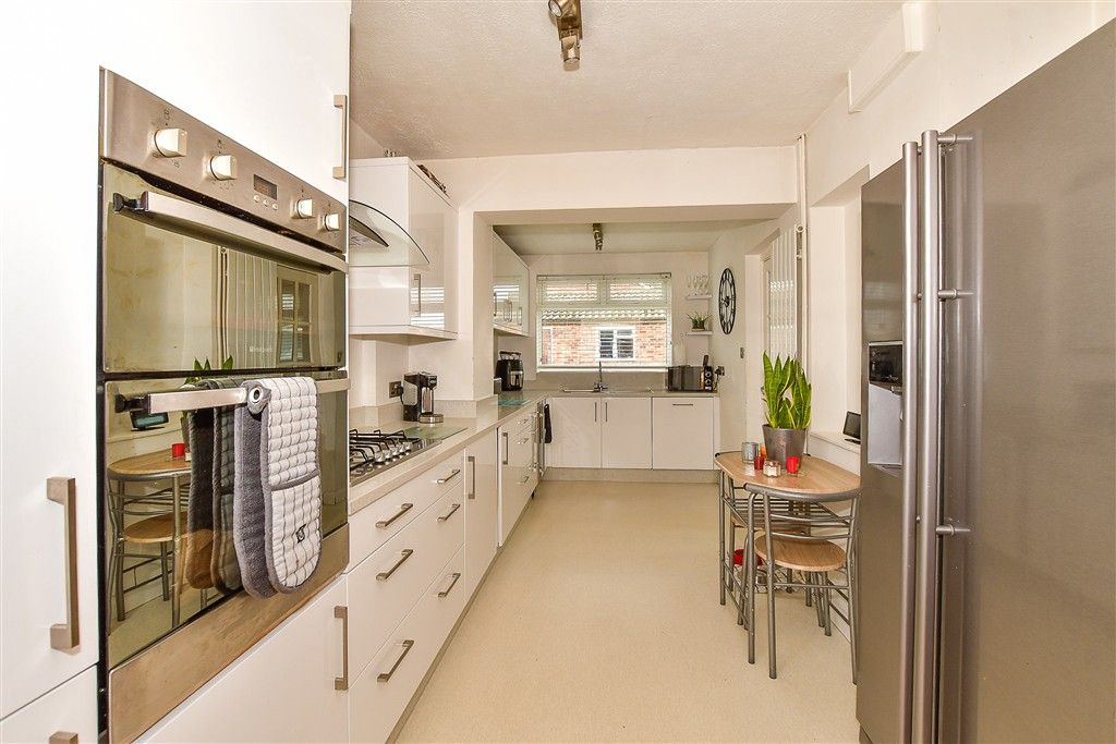 Property photo 2 of 13 Kitchen