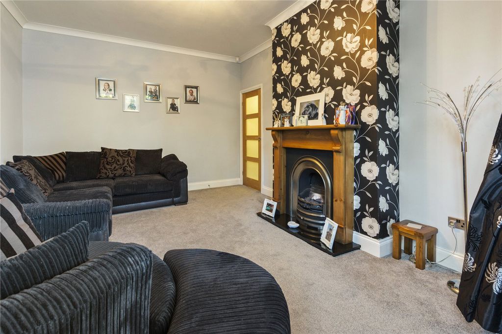 Property photo 3 of 46 Picture No. 53