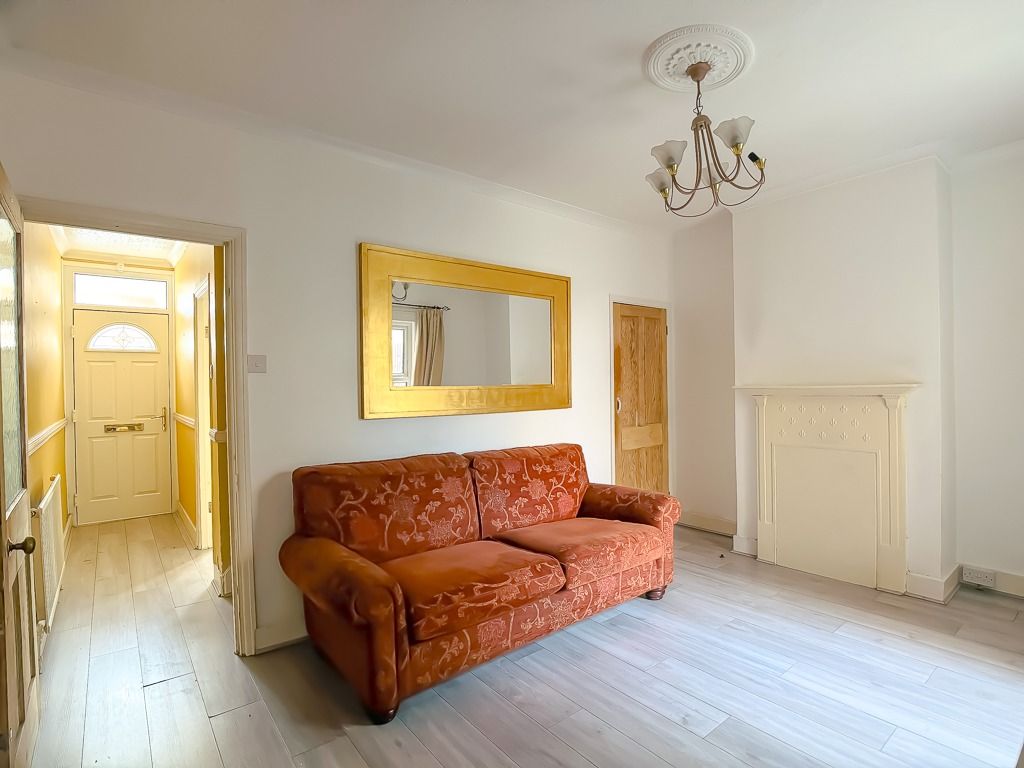 Property photo 2 of 22 4894725