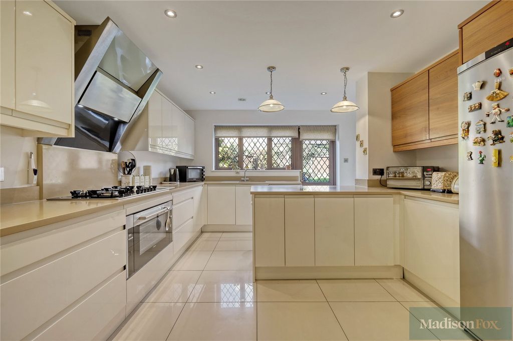 Property photo 3 of 41 Picture No. 78