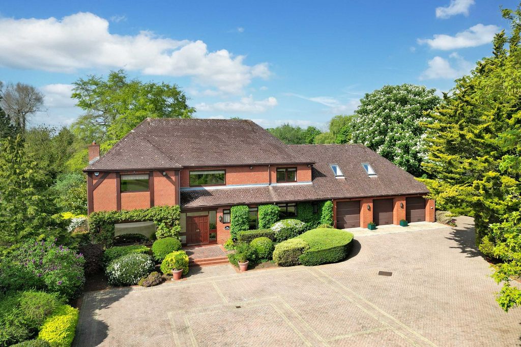 Property photo 2 of 19 Picture No. 29